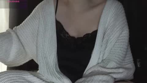 Golden ones online show from February 9, 2026, 3:27 pm