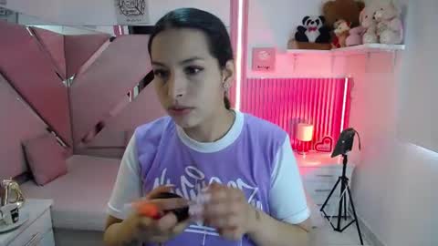 mia_garcia28 online show from June 13, 2026, 3:21 pm