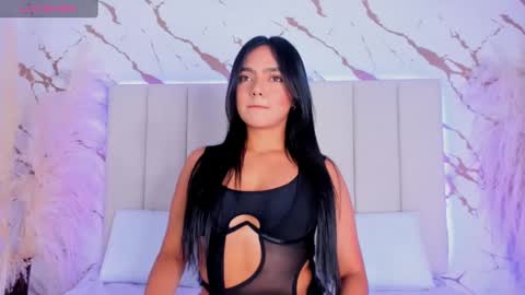 mia_greco_ online show from September 14, 2025, 5:06 am