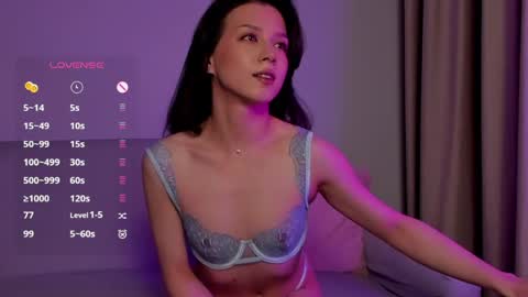 Mia online show from March 28, 2026, 3:55 pm