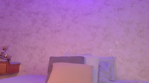 mia_hill1_ online show from July 18, 2026, 8:23 pm