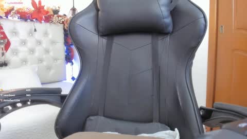    online show from December 18, 2024, 4:06 pm