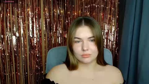 mia_lemm online show from January 13, 2026, 7:46 am
