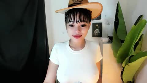 M I A online show from June 8, 2026, 6:03 am