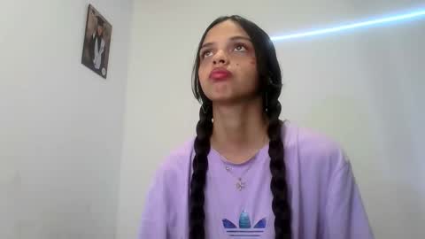 Snapshot of mia_lucy_21 chatting on October 13, 2025, 7:47 pm mia lucy 21 online show from October 13, 2025, 7:47 pm