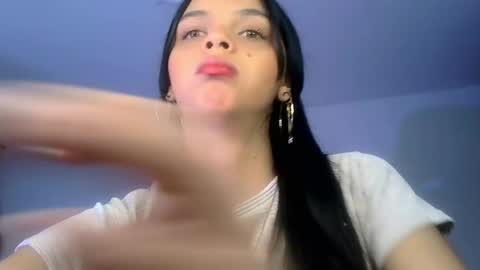 Snapshot of mia_lucy_21 chatting on June 8, 2026, 8:58 am mia lucy 21 online show from June 8, 2026, 8:58 am
