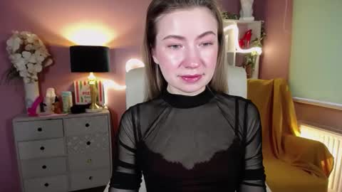 Mia online show from February 8, 2025, 7:37 am