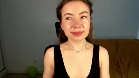 Mia online show from June 2, 2026, 6:26 am