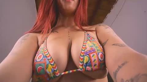 mia independent model online show from June 25, 2026, 3:27 pm
