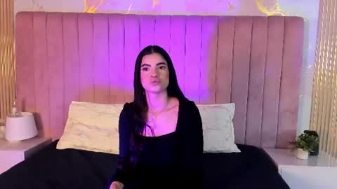 Snapshot of mia_owensl chatting on July 11, 2026, 11:46 am mia online show from July 11, 2026, 11:46 am