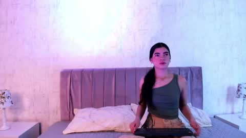 Snapshot of mia_owensl chatting on July 24, 2026, 12:03 pm mia online show from July 24, 2026, 12:03 pm
