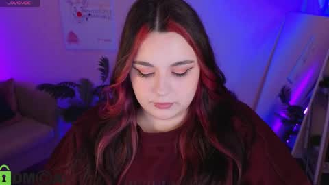 Mia online show from April 30, 2026, 1:12 am