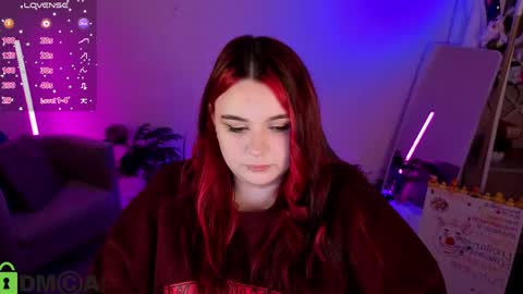 Mia online show from May 14, 2026, 1:23 am