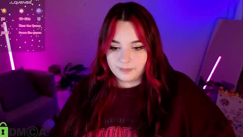 Mia online show from May 17, 2026, 1:03 am