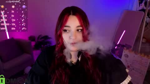 Mia online show from May 18, 2026, 4:07 am
