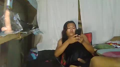 mia_revita online show from June 4, 2026, 4:02 pm