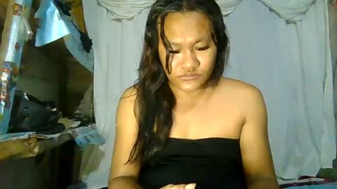mia_revita online show from June 14, 2026, 5:48 pm