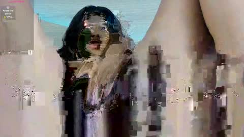 mia_rosalie online show from April 16, 2026, 9:39 pm