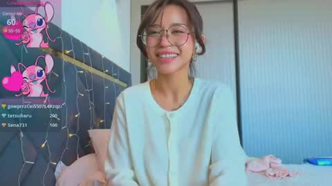 Mia online show from January 10, 2025, 10:17 am