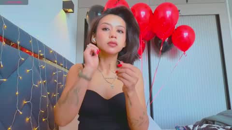 Mia online show from January 15, 2025, 7:37 am