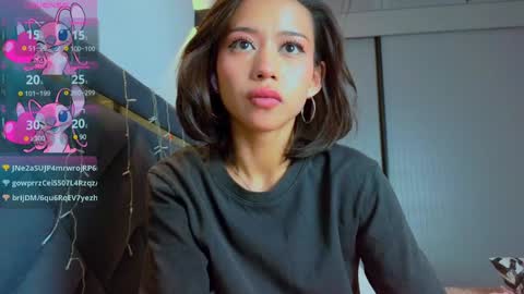 Mia online show from January 26, 2025, 12:01 pm