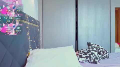 Mia online show from February 28, 2025, 6:21 am