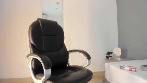 mia_smith_x online show from March 6, 2025, 10:58 pm