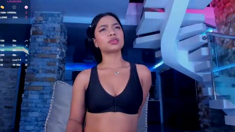 Mia steele online show from May 17, 2026, 7:43 pm