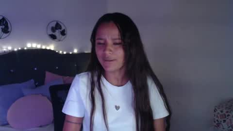 mia_sweetdc online show from January 9, 2025, 9:58 pm