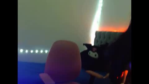 Snapshot of mia_vantt chatting on March 14, 2026, 11:10 pm MIA VANTT online show from March 14, 2026, 11:10 pm