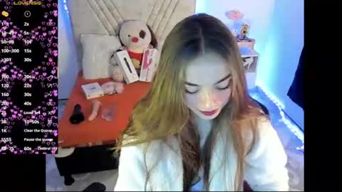 Mia Victoria online show from August 1, 2026, 2:22 am