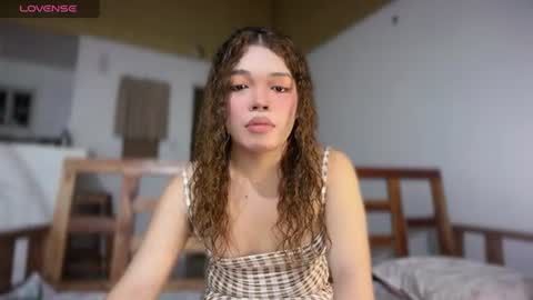 Mia online show from July 23, 2026, 4:38 pm