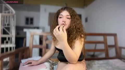 Mia online show from July 28, 2026, 8:52 pm