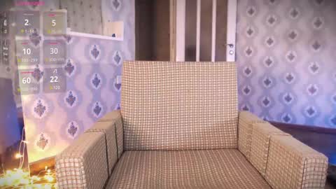 mia_wallase online show from March 10, 2025, 10:59 am