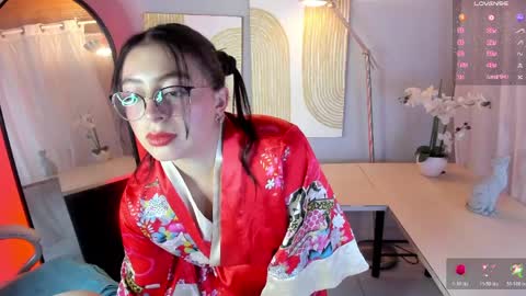 mia_wills_ online show from March 26, 2026, 3:50 pm