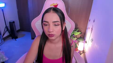 mia  nicolle online show from January 13, 2026, 1:44 am