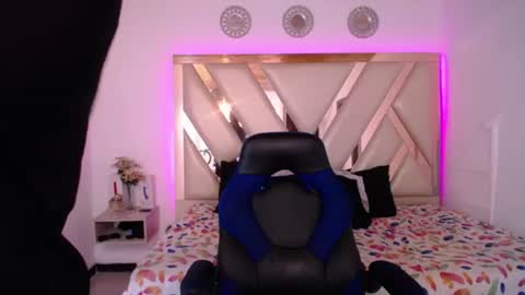 MIA online show from June 10, 2026, 12:04 pm