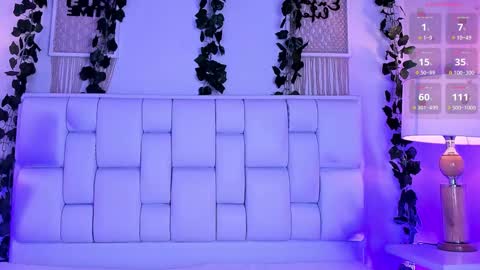 Mia online show from March 25, 2026, 11:27 am