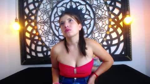 Snapshot of miaa_restrepo chatting on April 16, 2026, 1:01 pm mia online show from April 16, 2026, 1:01 pm