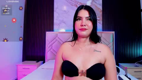 Miaa Farrel online show from September 11, 2025, 7:25 pm