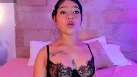 MiaaSummeer online show from July 22, 2026, 11:46 am