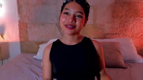 MiaaSummeer online show from July 25, 2026, 11:52 am