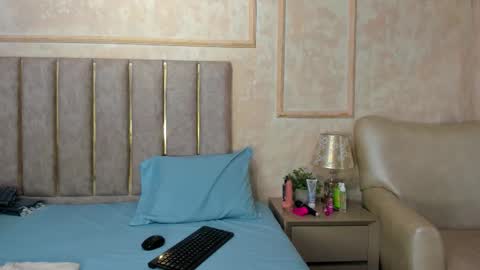 Miaasummer online show from March 24, 2026, 11:48 am