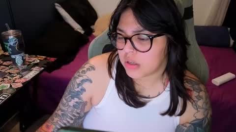 Mia online show from June 10, 2026, 2:34 am