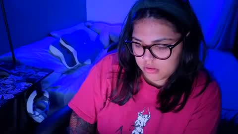 Mia online show from July 27, 2026, 12:06 am