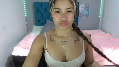 miacumgirl online show from June 12, 2026, 12:15 pm