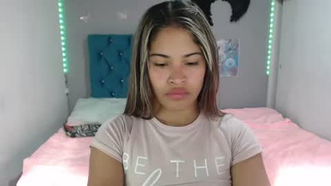 miacumgirl online show from June 23, 2026, 12:25 pm