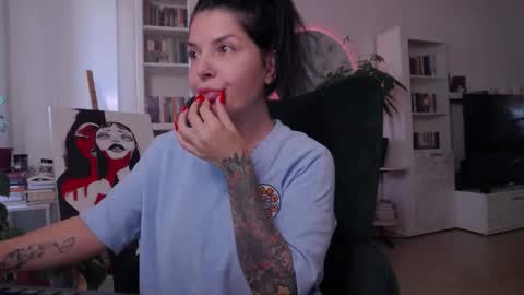 Snapshot of miacute4u chatting on October 5, 2025, 1:42 pm miacute4u online show from October 5, 2025, 1:42 pm