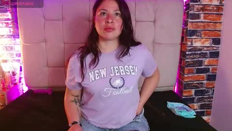 Snapshot of miadoll303av chatting on October 24, 2025, 3:47 am miadoll303av online show from October 24, 2025, 3:47 am