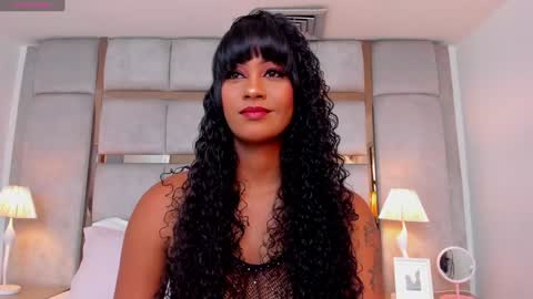 Snapshot of miaebony_ chatting on January 7, 2025, 7:59 pm Call me Mia online show from January 7, 2025, 7:59 pm